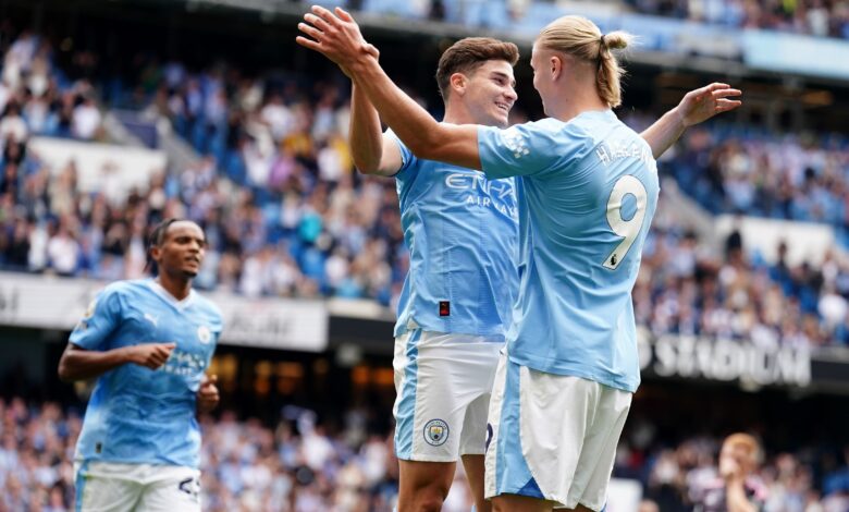 Julián Álvarez and Haaland