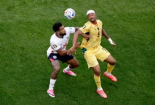 Jordan Ayew vs Reece James